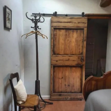 Le Bezy Pyrenees Bed & Breakfast