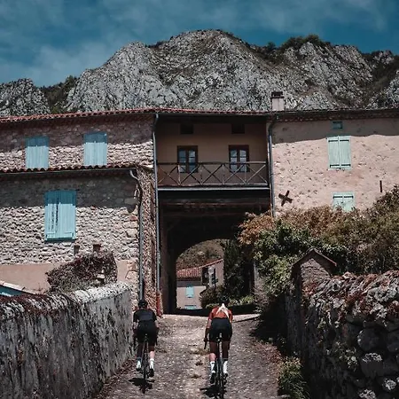 Alojamento de Acomodação e Pequeno-almoço Le Bezy Pyrenees *