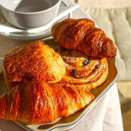 Le Bezy Pyrenees * Mézerville