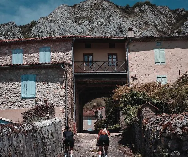 Alojamento de Acomodação e Pequeno-almoço Le Bezy Pyrenees *